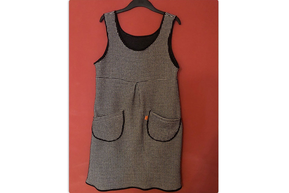 Strickstoff Classic - Black and White