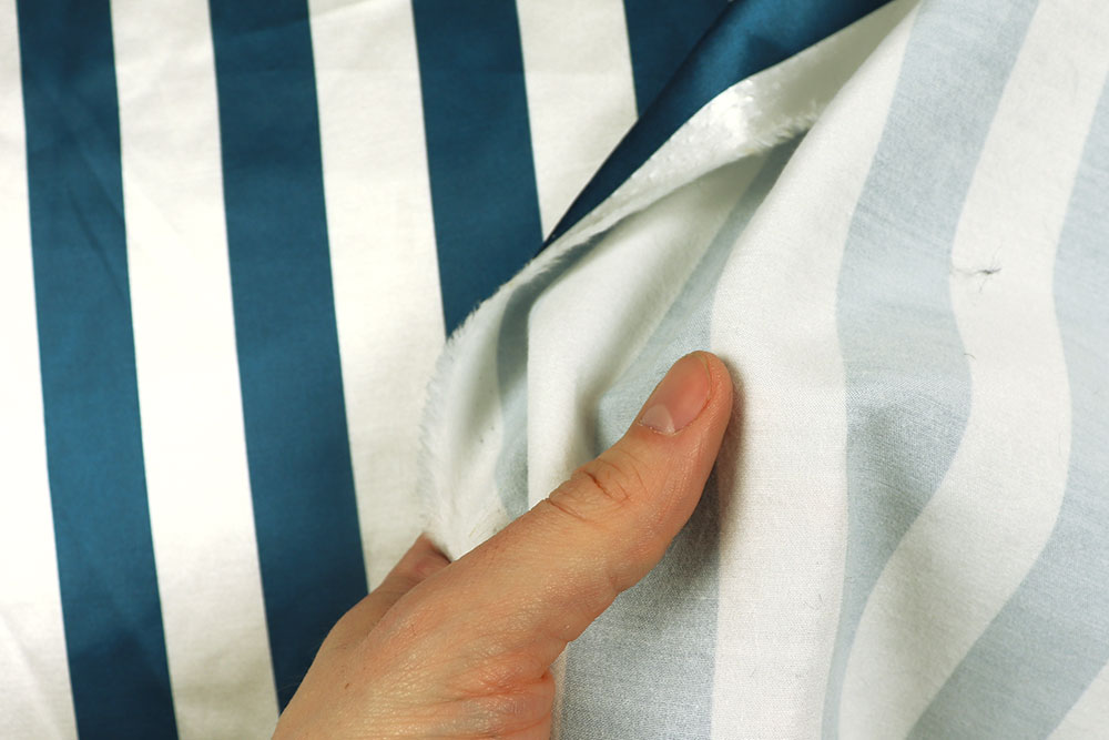 Satin - Streifen - Nachtblau/Weiß