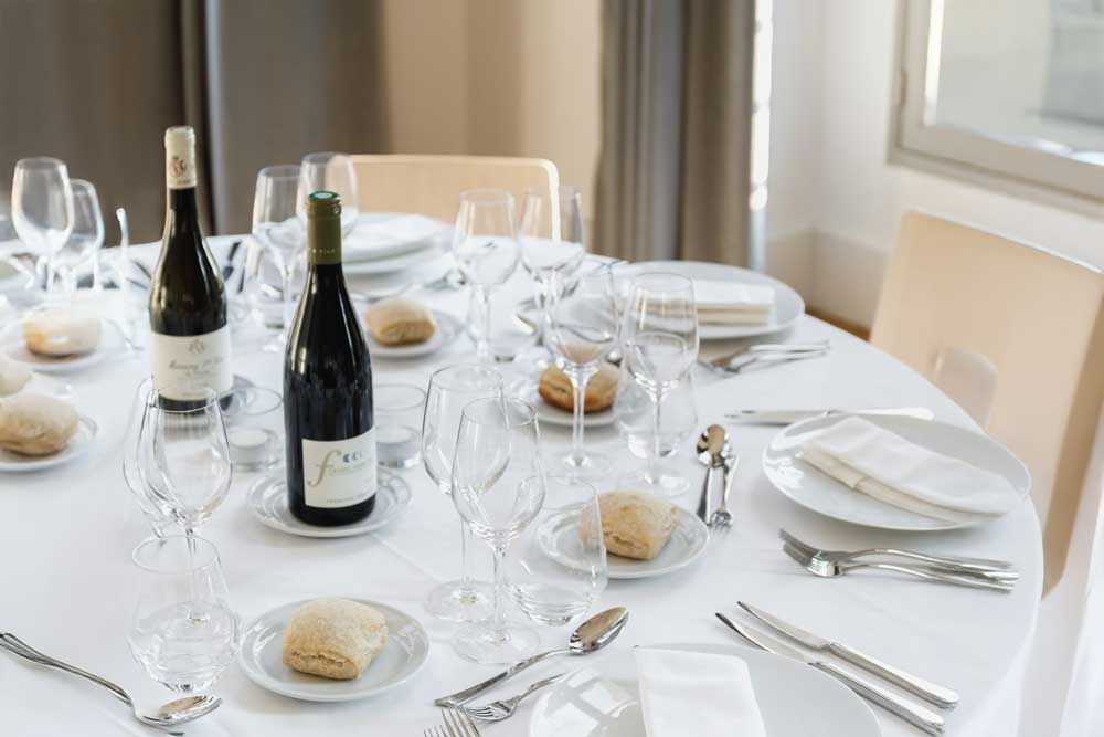 Tischdeckenstoff - permanent schwer entflammbar - 140 cm - Weiß