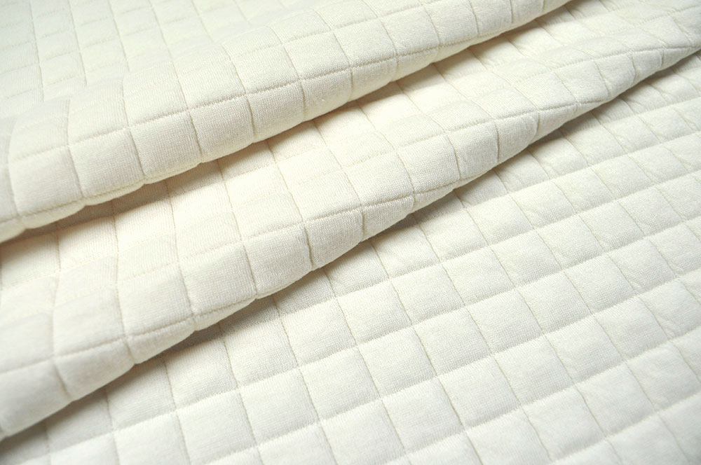 Jacquard-Steppstoff - Mini Squares - Creme