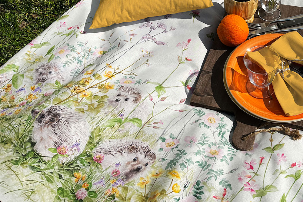 Baumwoll-Dekostoff Digital - Igelwiese