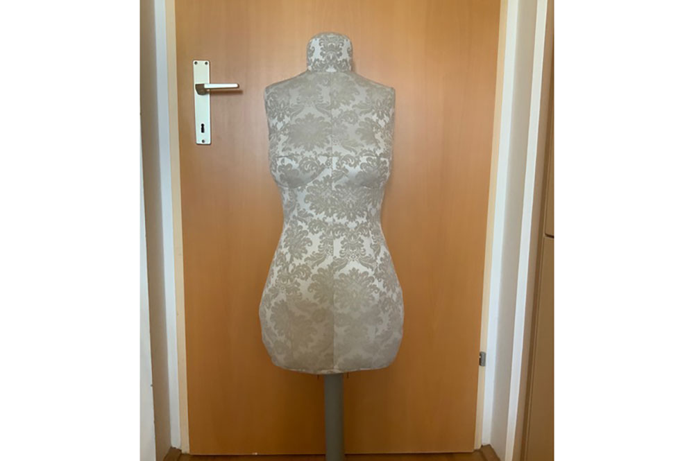 Jacquard-Dekostoff - Herzogin Victoria - Creme