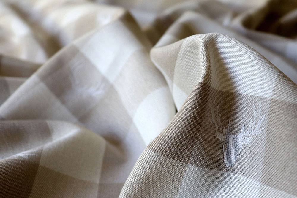 Dekostoff Jacquard beidseitig - Hirsch-Karo - Beige