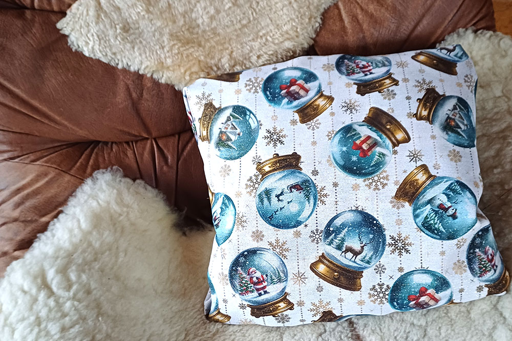 Weihnachtsstoff Glitzer - Snow Balls - 280 cm