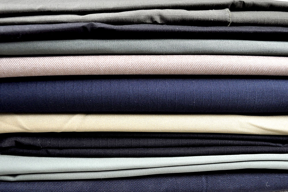 Restepaket B-Ware - 3,5 kg - Gedeckte Farben